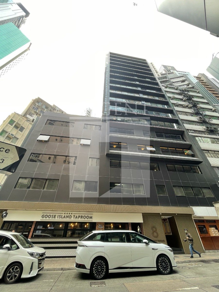 8 LYNDHURSTTERRACE